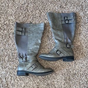 Torrid size 9 wide calf knees high boots - grey